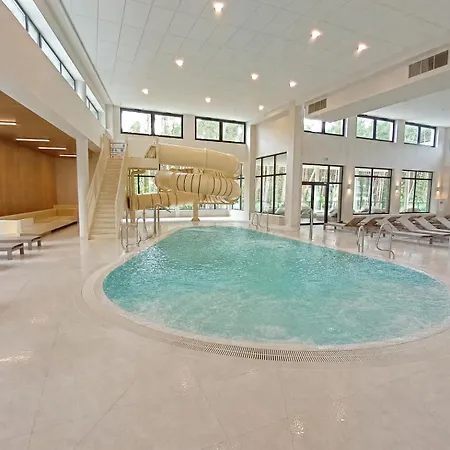 4 Os Primavera Z Basenem Calorocznym, Jacuzzi I Parkingiem Appartement Dziwnów
